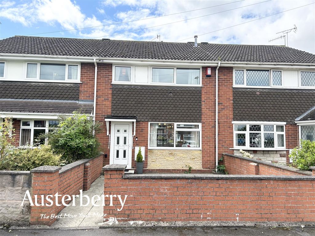 3 bed town house for sale in Heyburn Crescent, Burslem, StokeOnTrent