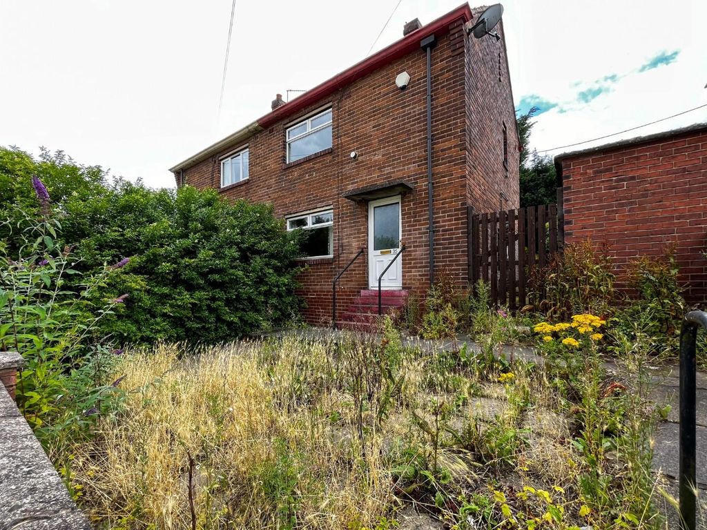 2 bed semidetached house for sale in Fountains Avenue, Healey Batley