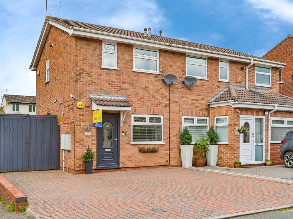 2 bed semidetached house for sale in Duchy Close, Stretton, BurtonOn