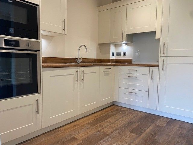 23 The Grange, Gallagher Square, Warwick CV34  