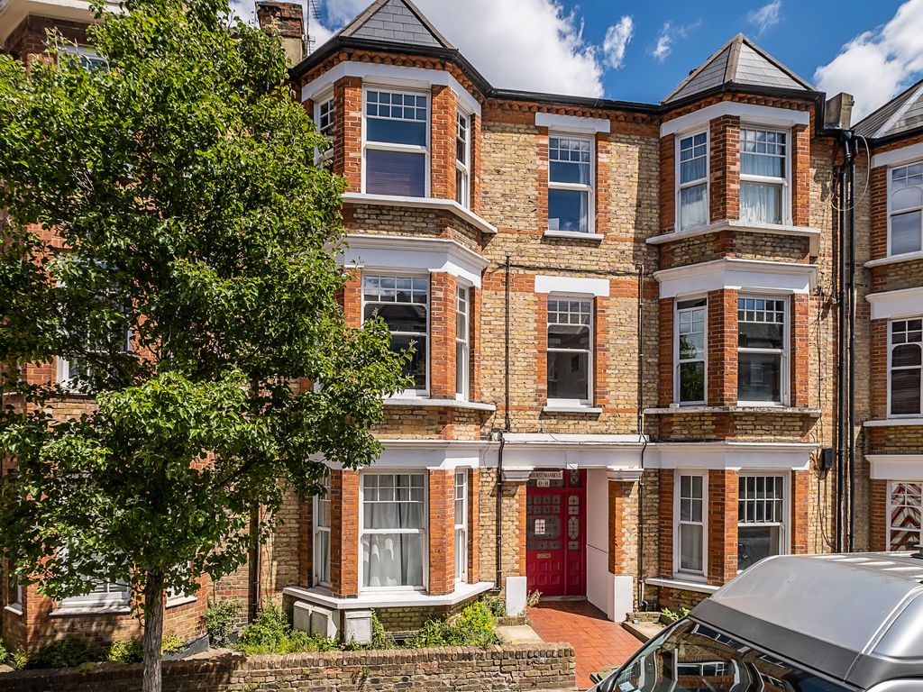 2 bed flat for sale in Edgeley Road, London SW4, £625,000 Zoopla
