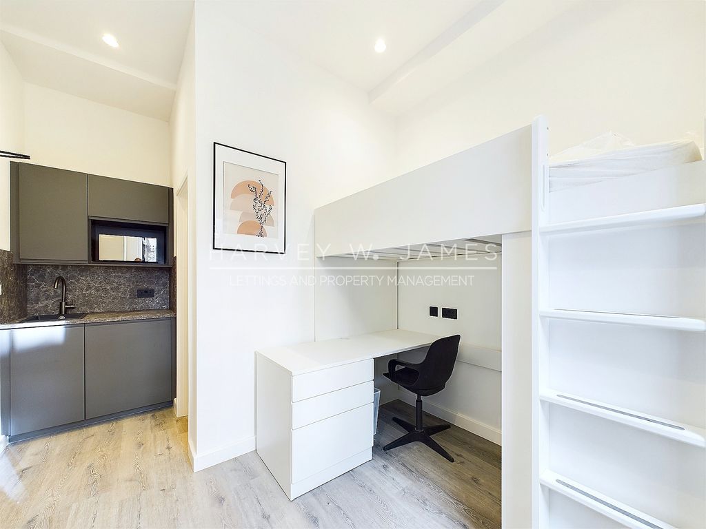 Studio to rent in Tavistock Place, London WC1H, £1,500 pcm Zoopla