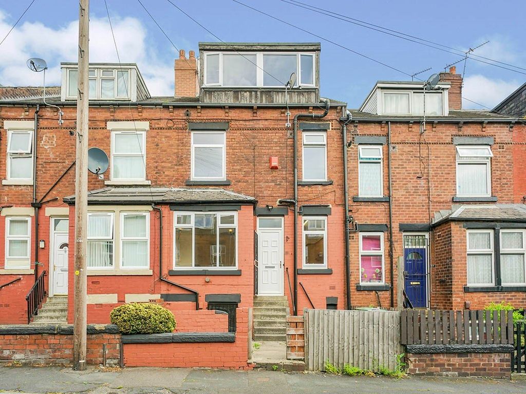 3 bed terraced house to rent in Raincliffe Grove, Leeds, West Yorkshire
