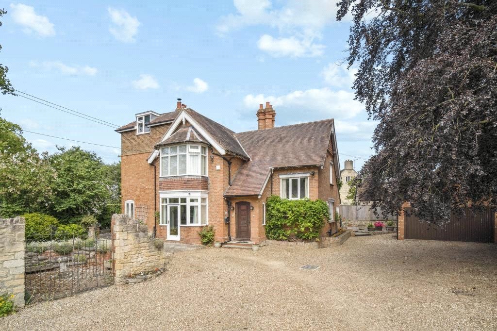 5 bed detached house for sale in Beckford, Tewkesbury, Gloucestershire