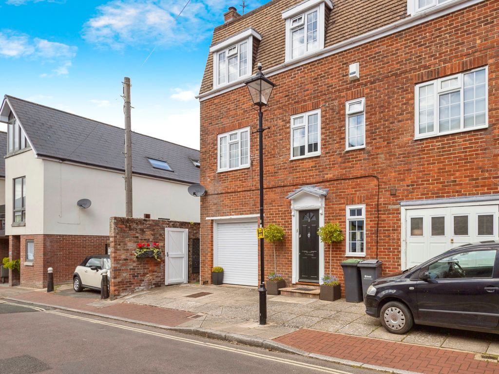 3 bed end terrace house for sale in Nile Street, Emsworth PO10, £