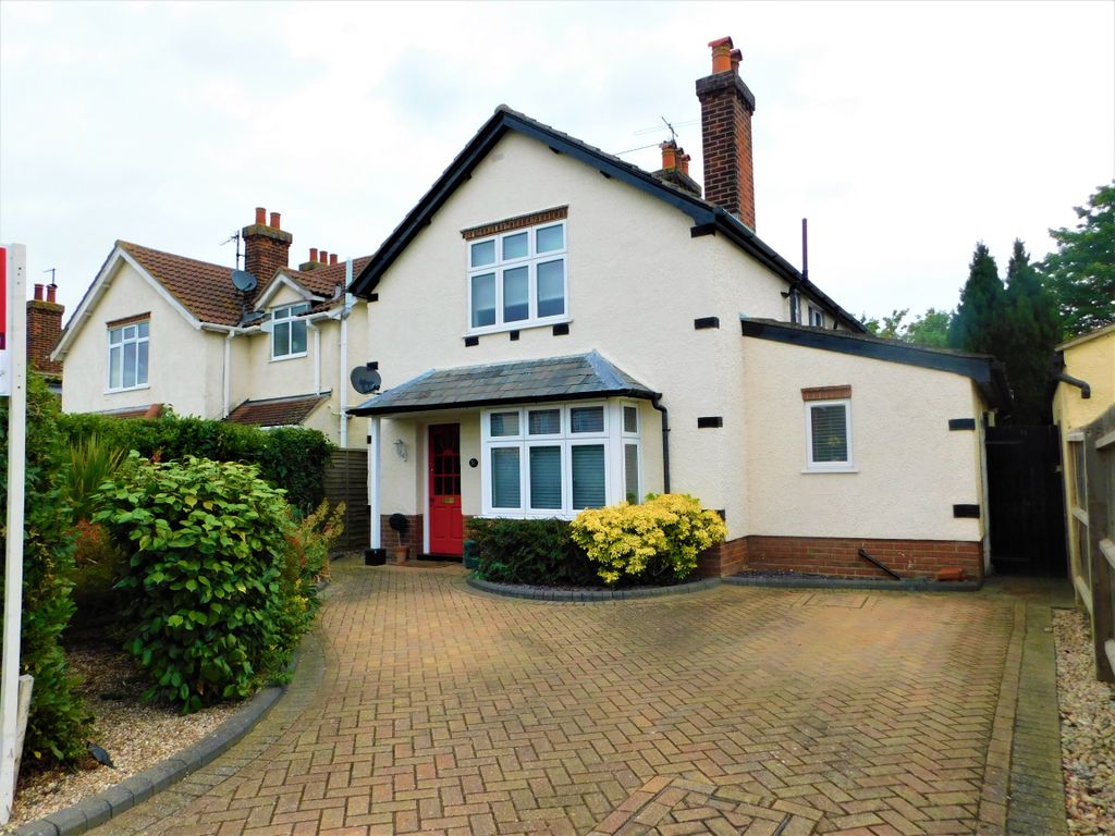 4 bed detached house to rent in King Harold Road, Colchester CO3 Zoopla