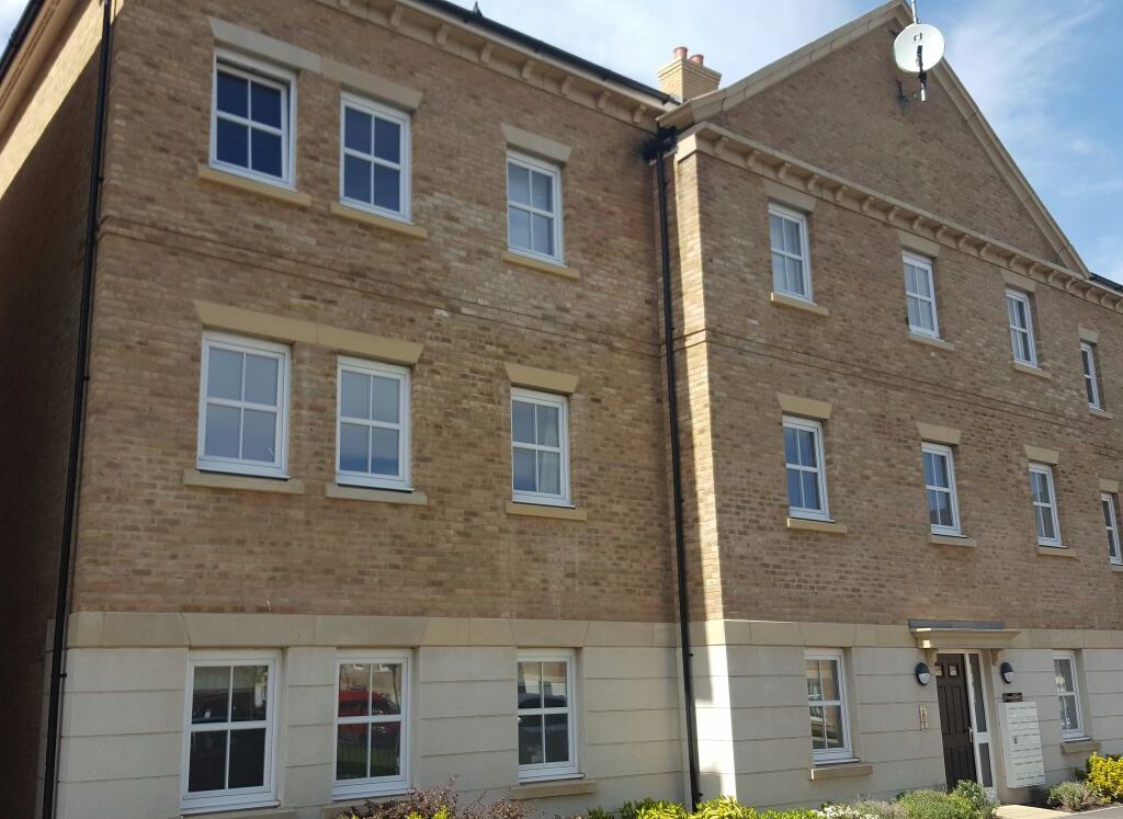 2 bed flat to rent in Topaz Court, Erith DA8 Zoopla