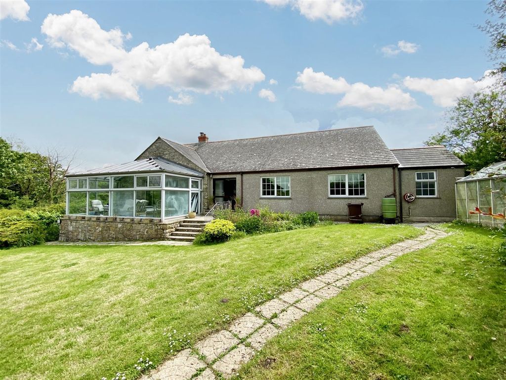 4 bed detached house for sale in Germoe Lane, Germoe, Penzance TR20, £