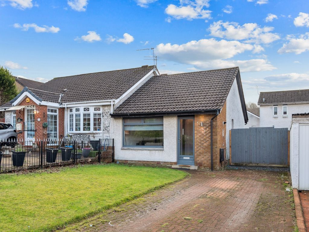 1 bed semidetached bungalow for sale in Whitecraigs Place, Summerston