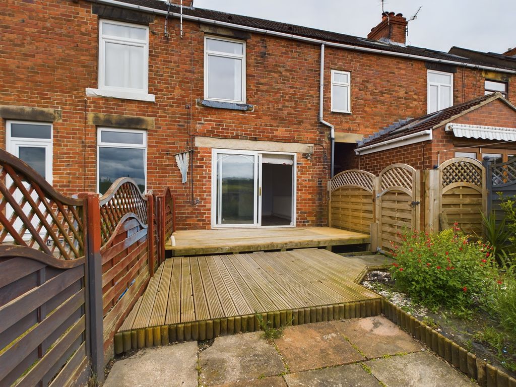 3 bed terraced house to rent in The Square, Harley, Rotherham S62, £850