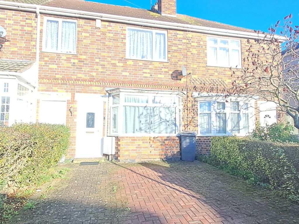 4 bed terraced house to rent in Highbury Road, Leicester LE4, £1,350