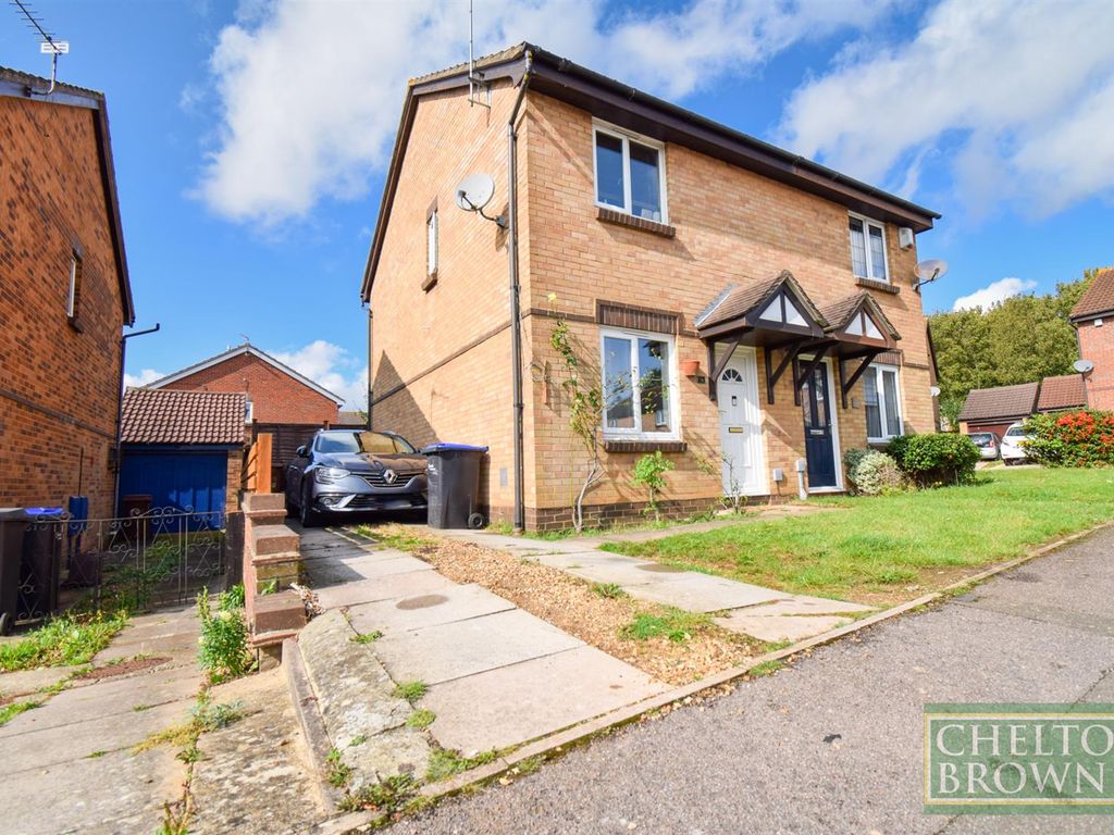 2 bed semidetached house for sale in Yeoman Meadow, East Hunsbury NN4
