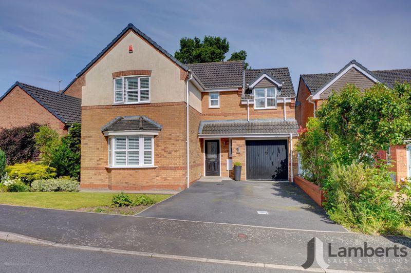 4 bed detached house for sale in Parklands Close, Brockhill, Redditch