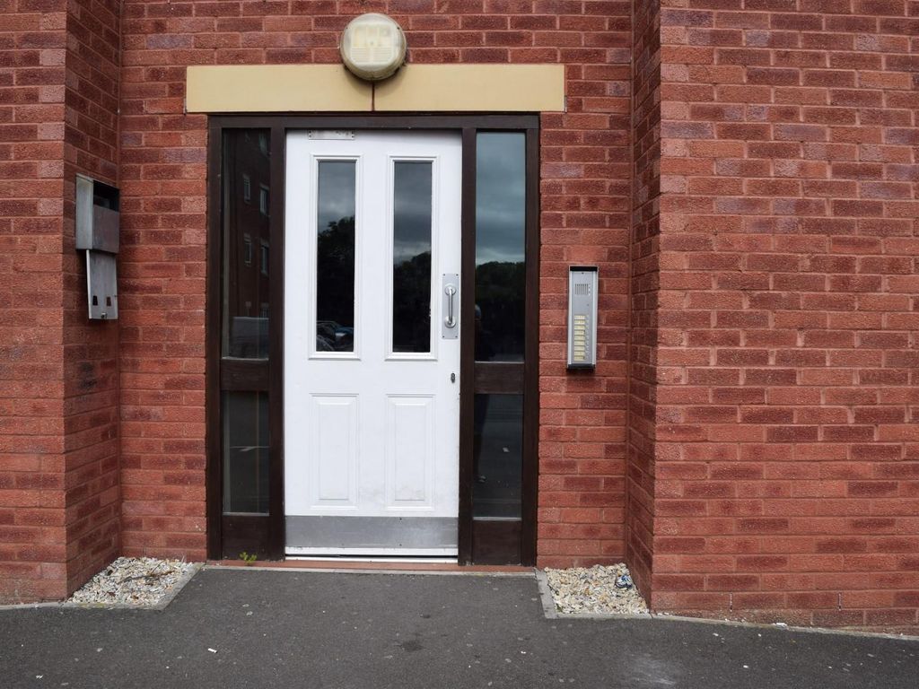 2 bed flat to rent in Vardy Court, Highbridge Quay, Highbridge TA9, £625 pcm Zoopla