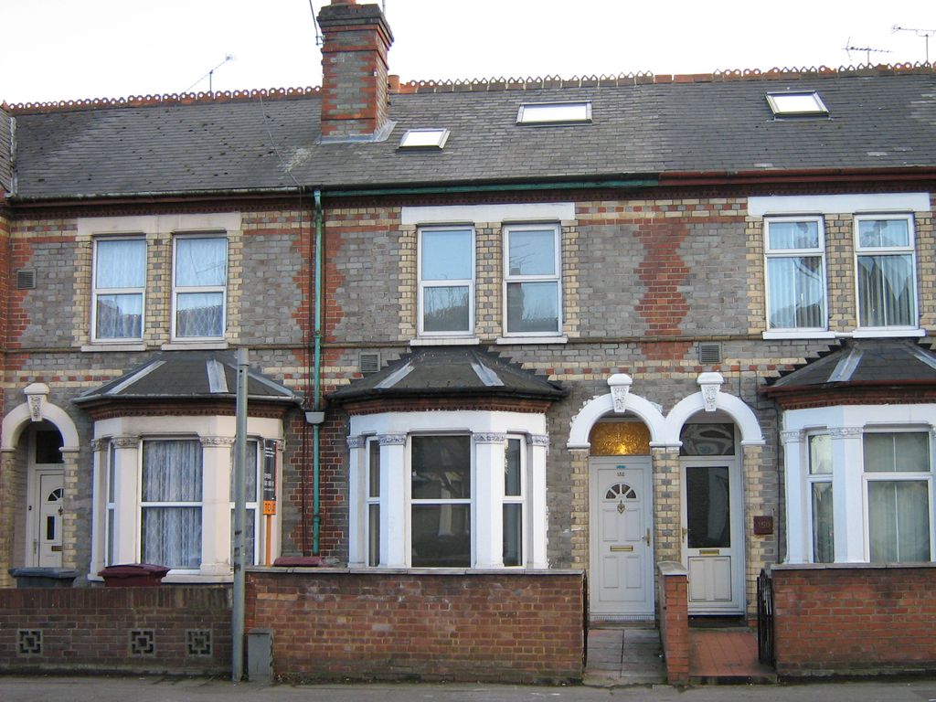 7 bed terraced house for sale in London Road, Reading RG1, £575,000 Zoopla