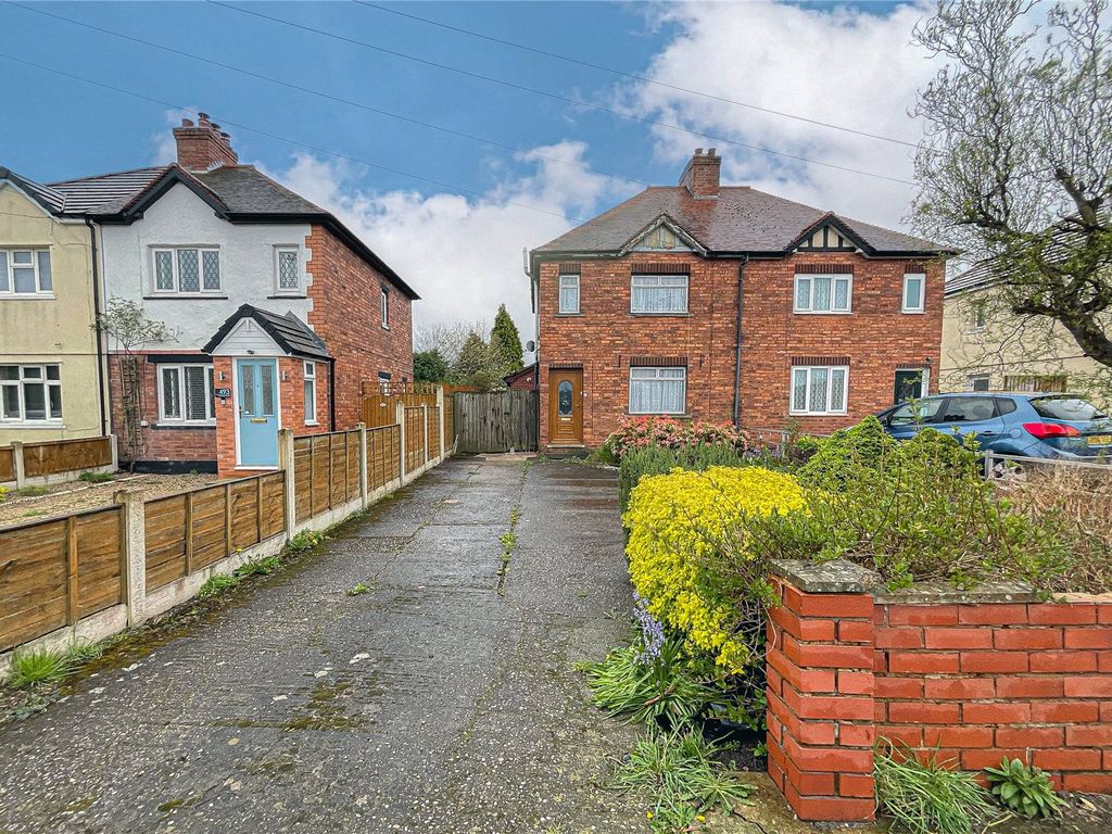 3 bed semidetached house for sale in Watling Street, Mile Oak