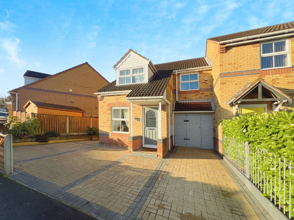 3 bed semidetached house for sale in Beachill Road, Havercroft