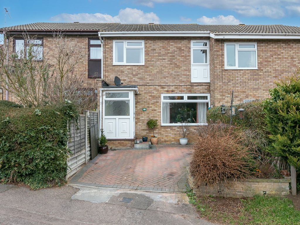 3 bed terraced house for sale in Hillside Road, Lower Stondon, Henlow