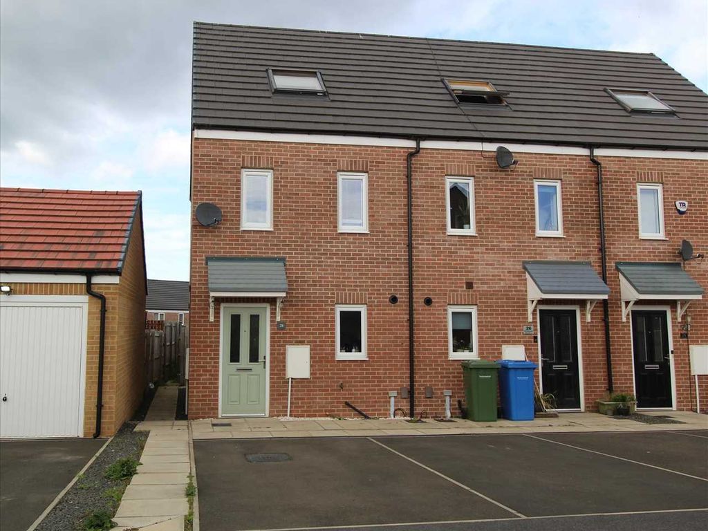 3 bed terraced house for sale in Somersby Gardens, St Nicholas Manor