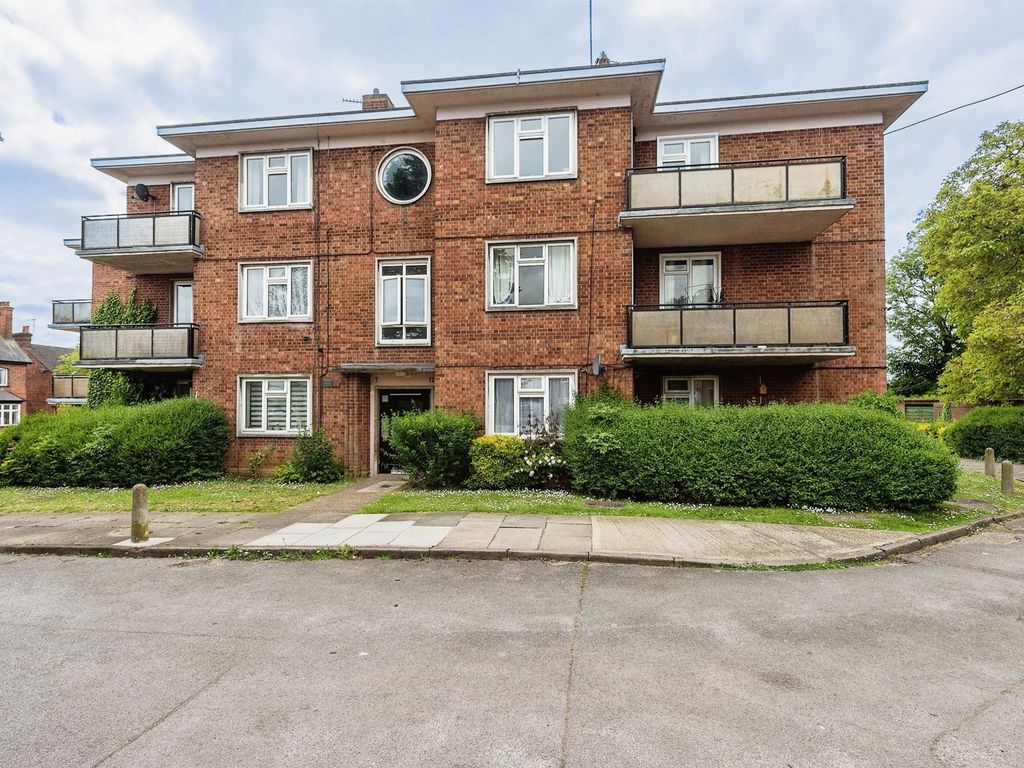 3 bed flat for sale in Hatfield Road, St.Albans AL1, £340,000 Zoopla
