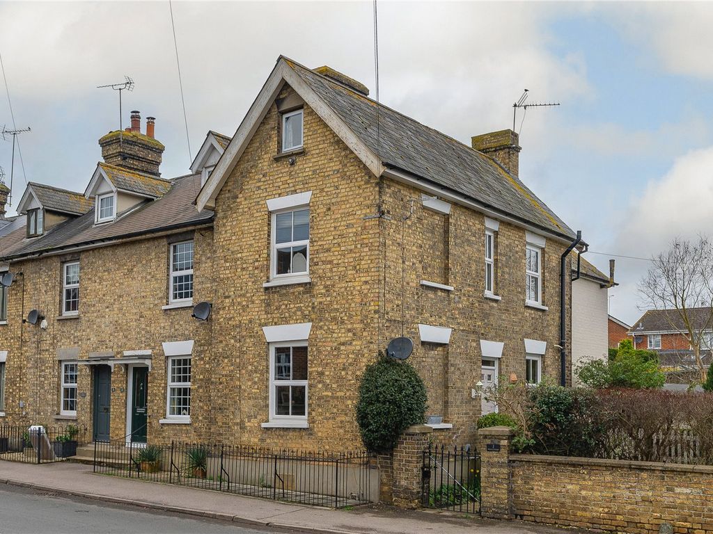 4 bed terraced house for sale in Maidstone Road, Wateringbury