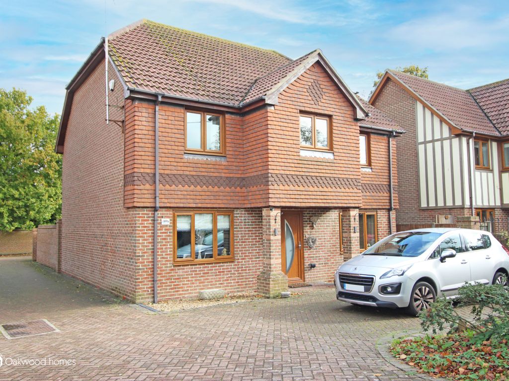 4 bed detached house for sale in Ramsgate Road, Broadstairs CT10 Zoopla