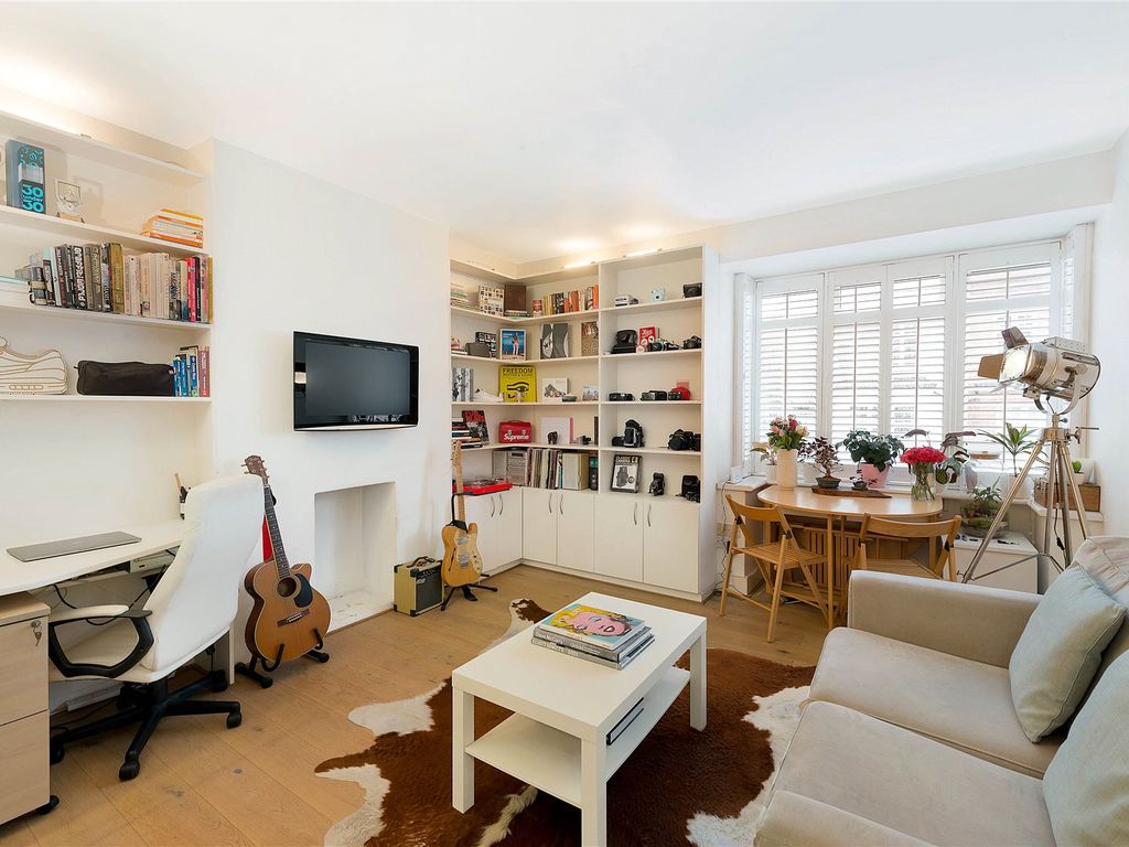 Queens Court Meath Street London SW11  