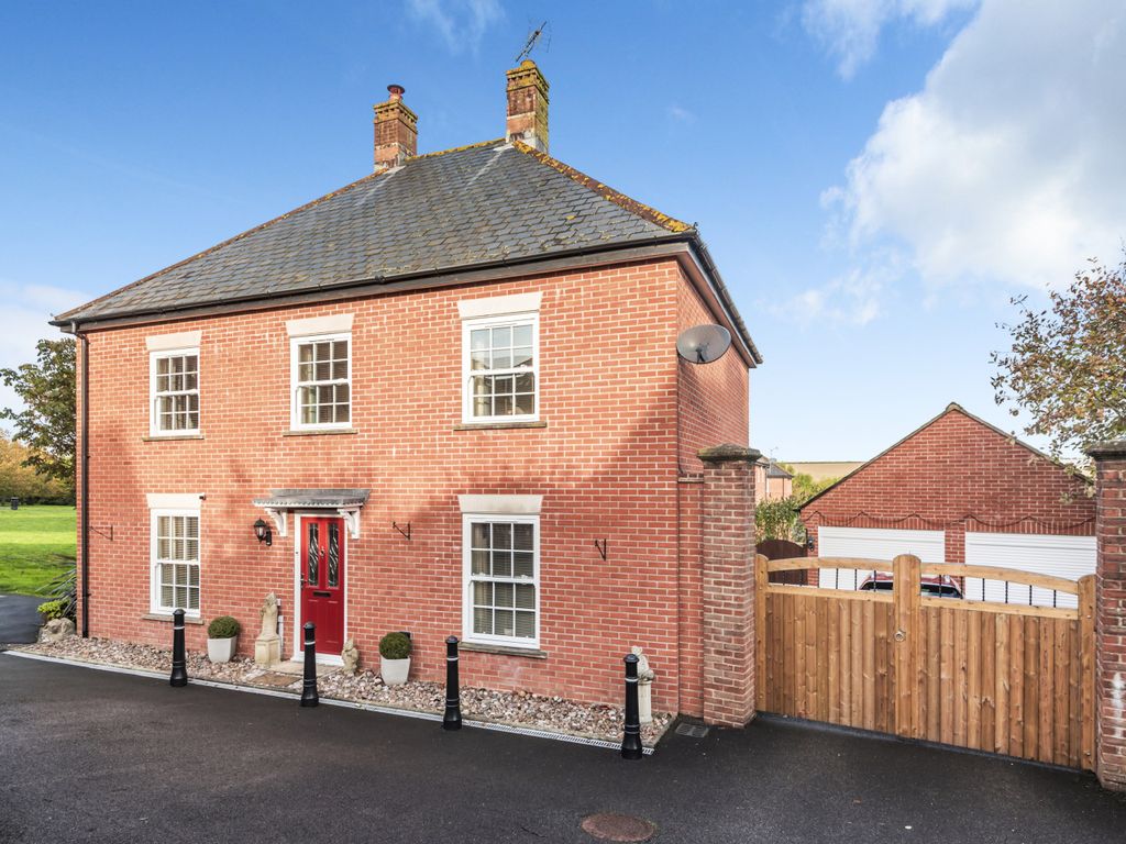5 bed detached house for sale in Rowan Walk, Charlton Down, Dorchester