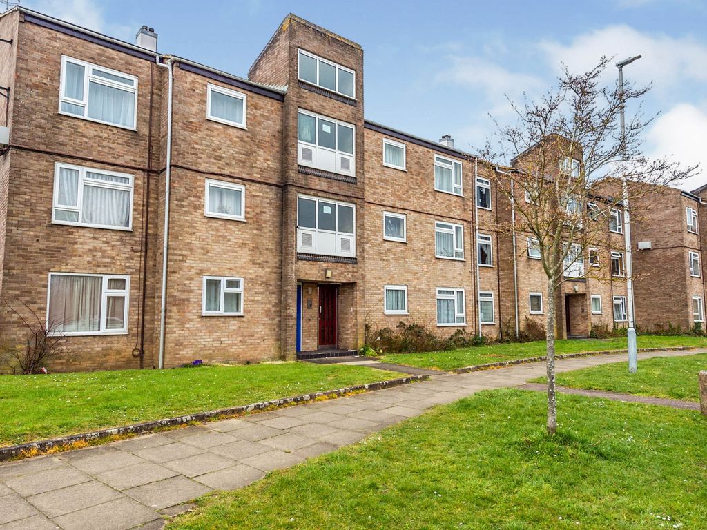 Whipperley Ring, Luton, Bedfordshire LU1  