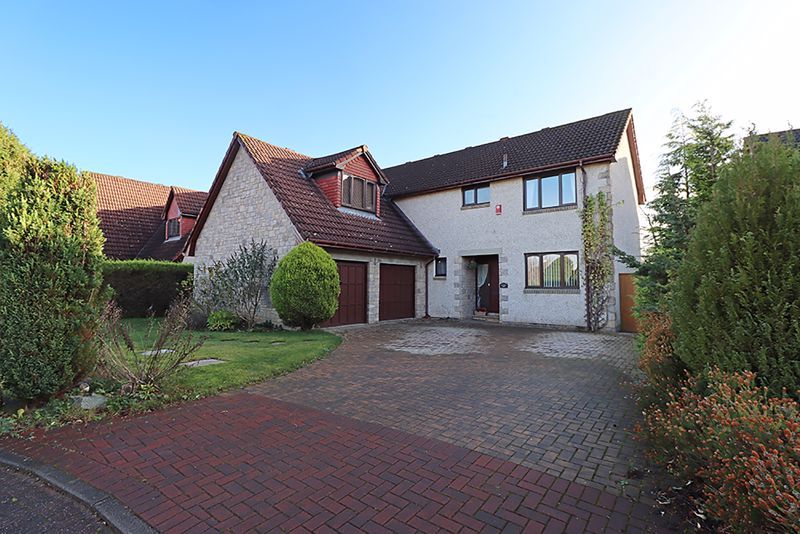 5 bed detached house for sale in Carrick Gardens, Bellsquarry