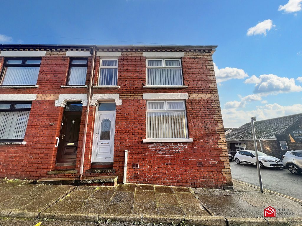 3 bed end terrace house for sale in Alfred Street, Maesteg, Bridgend