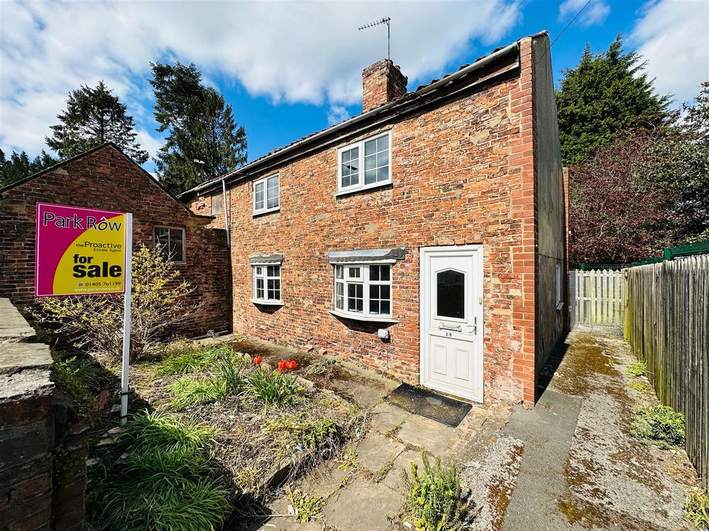 2 bed semidetached house for sale in Flatgate, Howden, Goole DN14 Zoopla