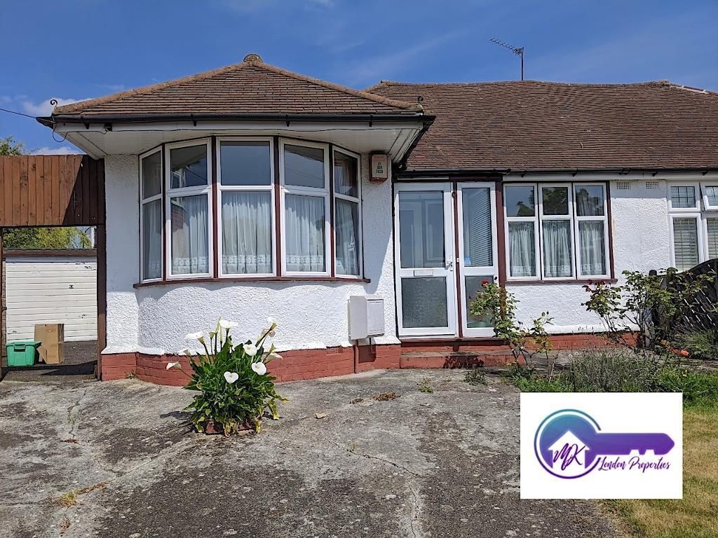 3 bed bungalow to rent in Rolleston Avenue, Petts Wood, Orpington BR5