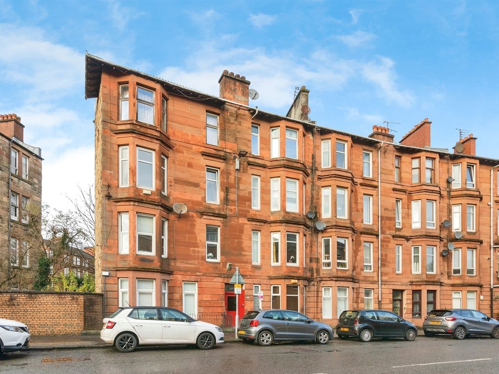 1 bed flat for sale in Cathcart Road, Glasgow G42, £125,000 Zoopla