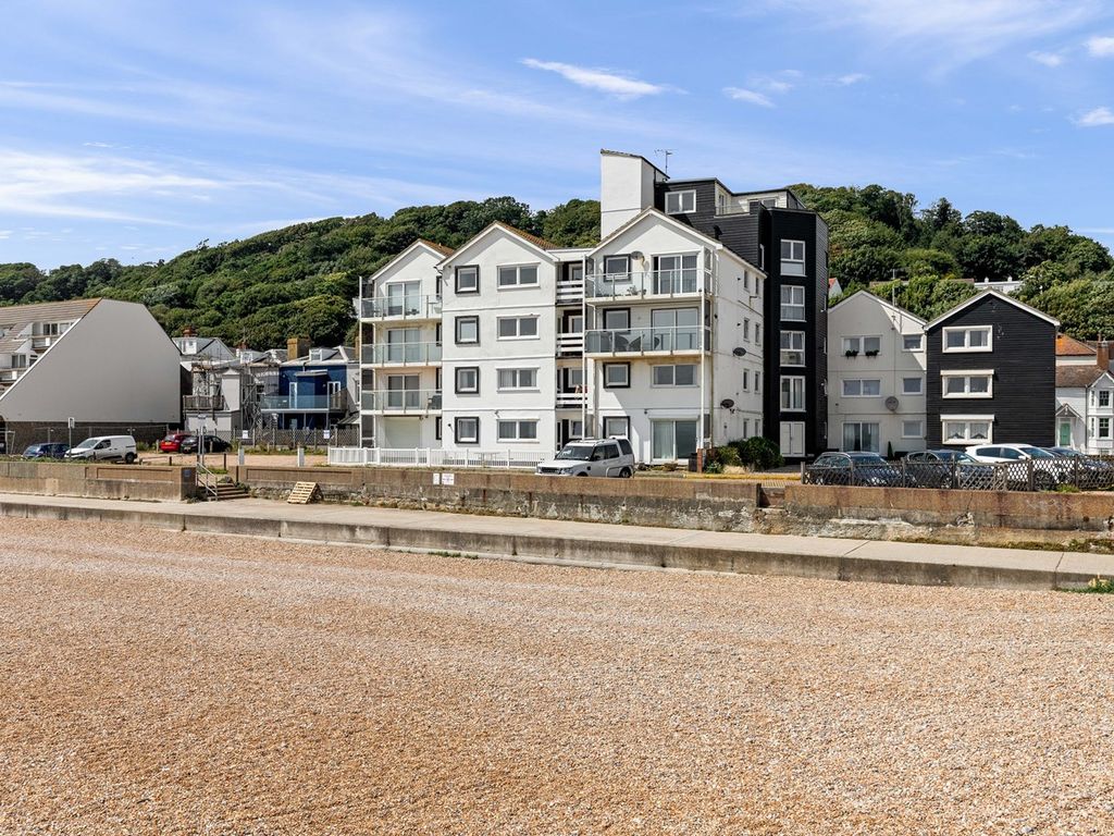 2 bed flat for sale in Sandgate High Street, Sandgate, Folkestone CT20