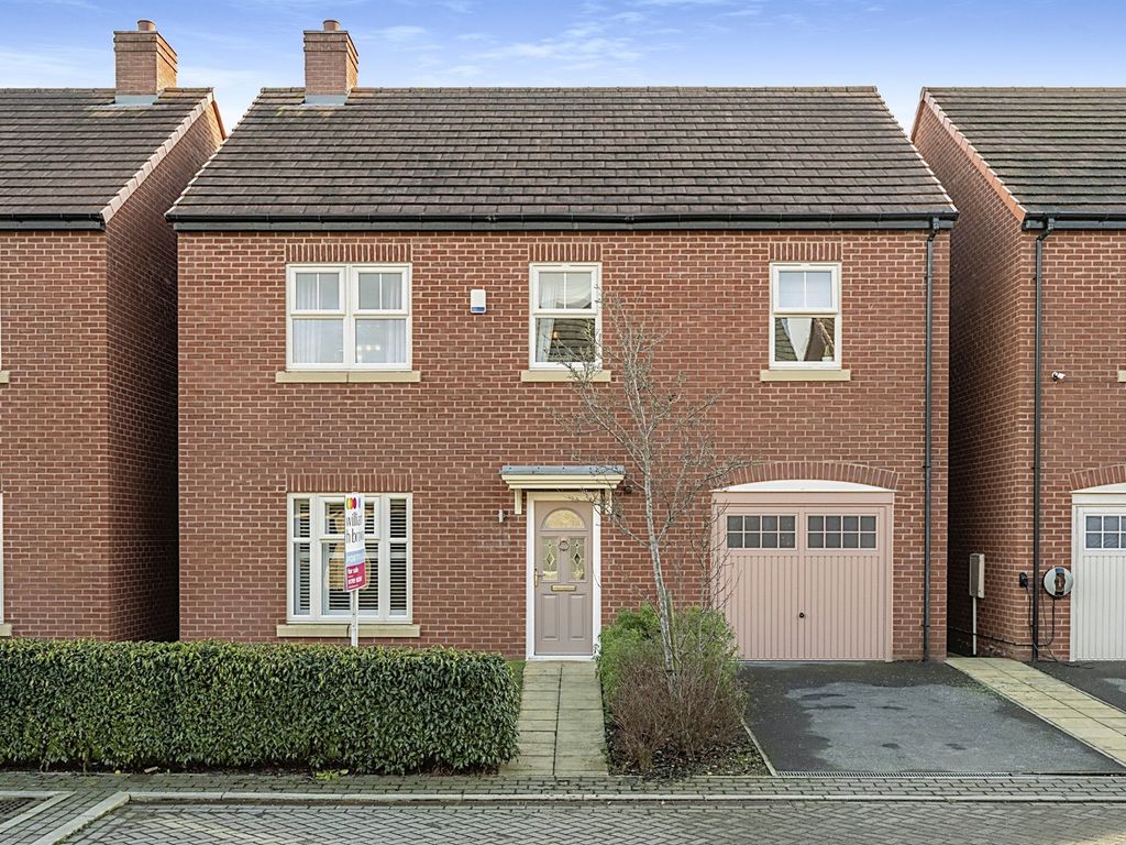 4 bed detached house for sale in Glencrest Way, WathUponDearne