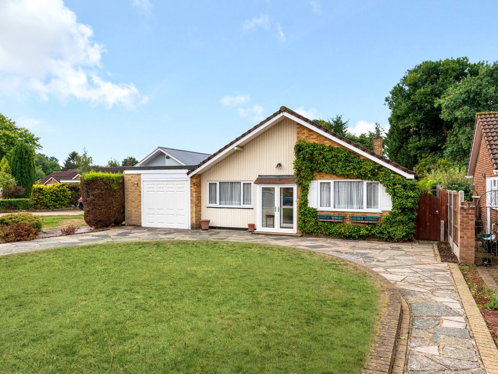 2 bed bungalow for sale in Drayton Avenue, Crofton Heath, Orpington, Kent BR6 Zoopla