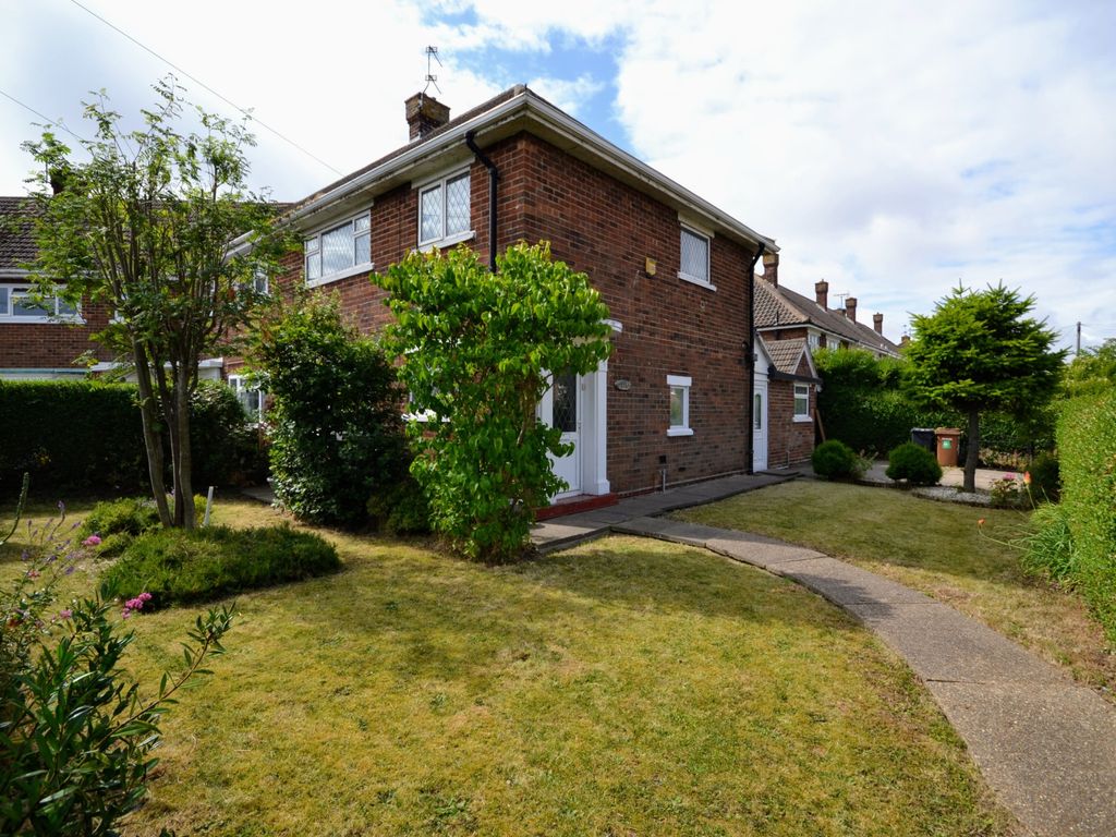 3 bed end terrace house for sale in Sandringham Road, Cleethorpes DN35