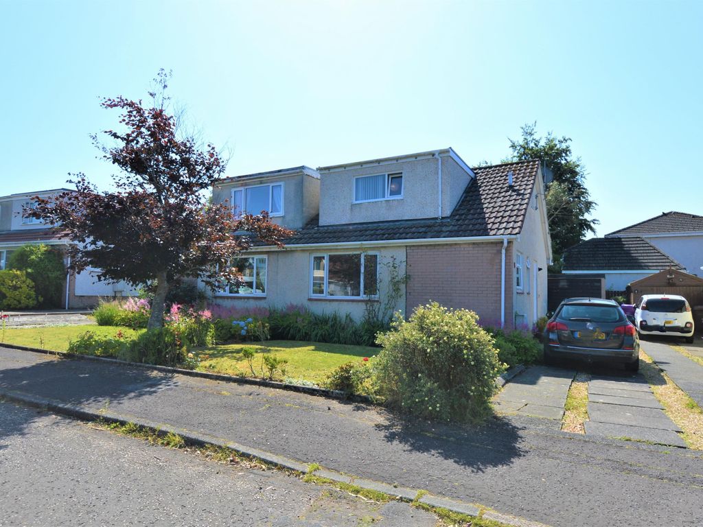 4 bed semidetached bungalow for sale in Stairlie Crescent, West