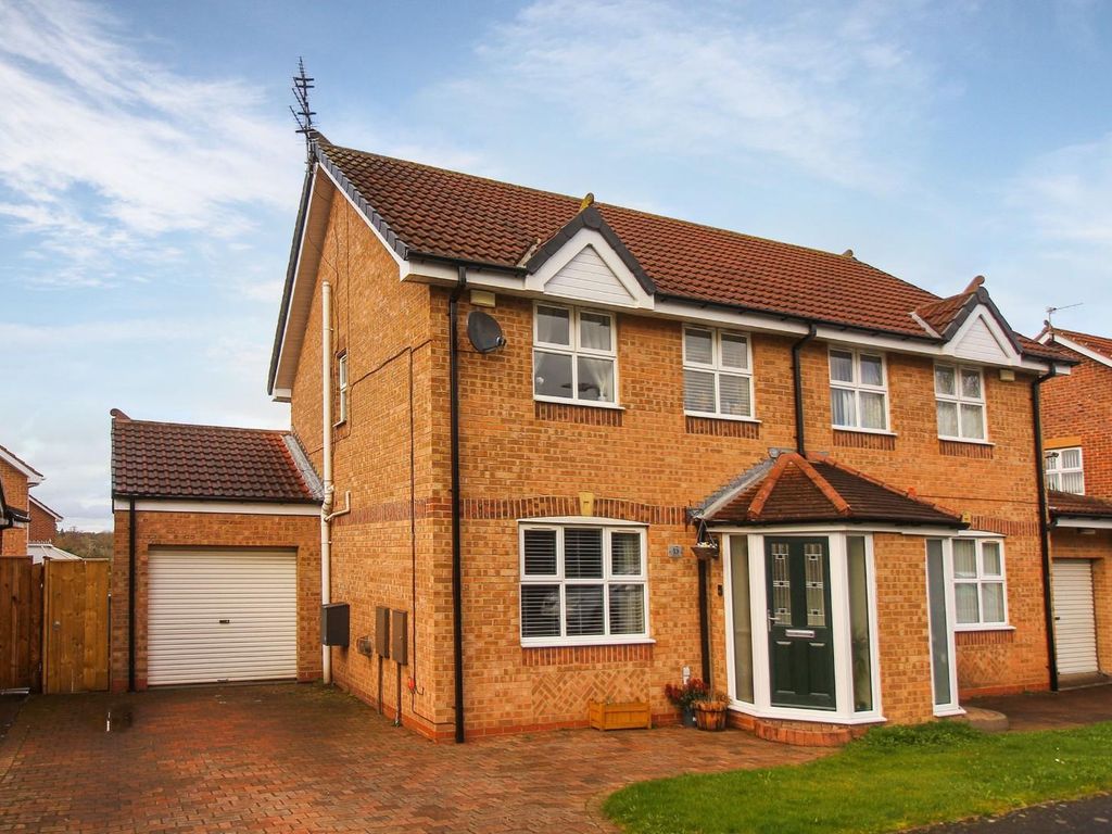3 bed semidetached house for sale in Kirkharle Drive, Pegswood