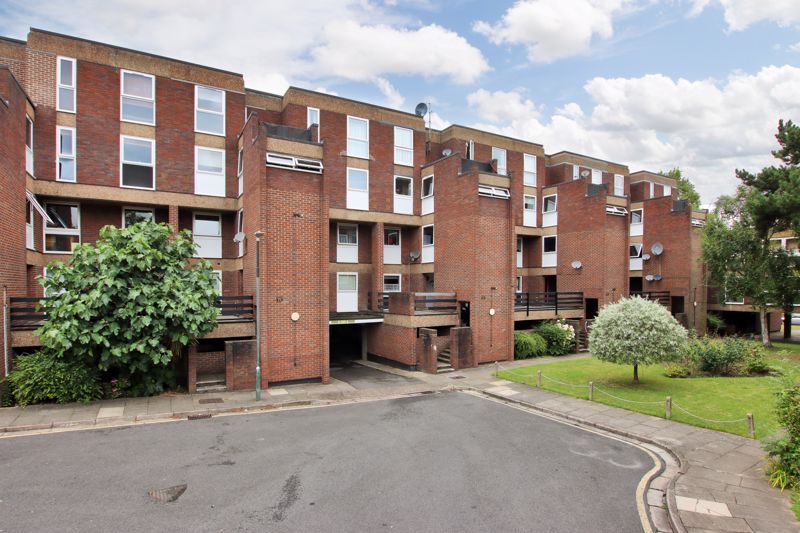 2 bed for sale in Longlands Road, Sidcup DA15, £300,000 Zoopla