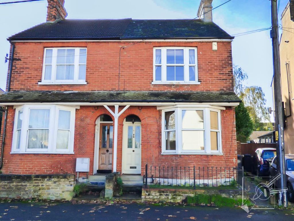 2 bed property for sale in Kent Road, Longfield DA3 Zoopla