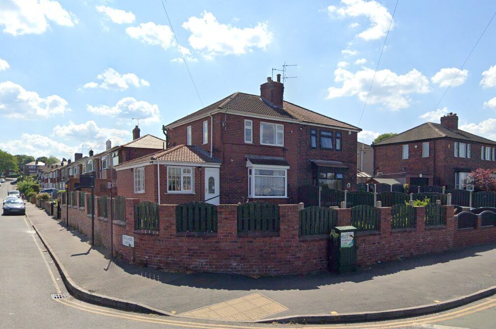 4 bed semidetached house for sale in Mansfield Road, Sheffield S12, £