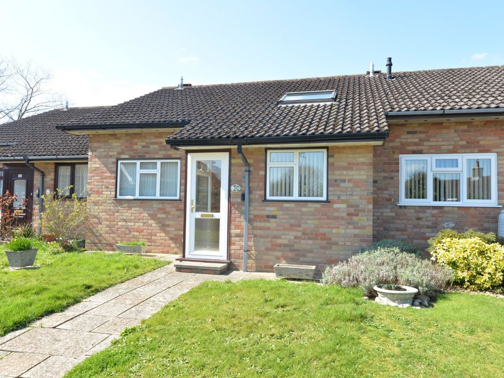 2 bed bungalow for sale in Ashdown Walk, New Milton BH25, £325,000 Zoopla