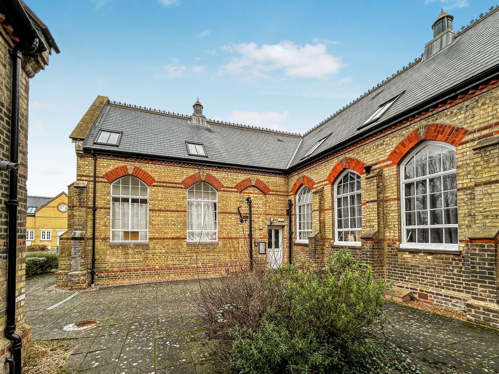 1 bed flat for sale in Rose Lane, Biggleswade SG18, £200,000 Zoopla