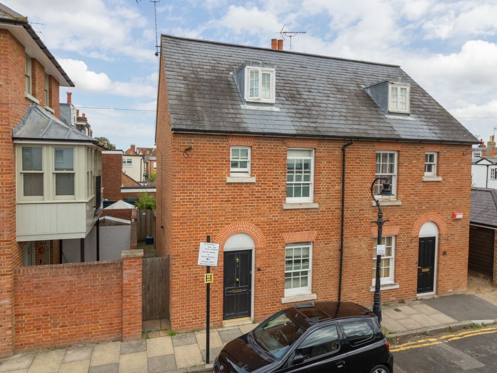 3 bed end terrace house for sale in New Street, St. Dunstans