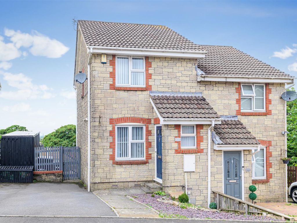 2 bed semidetached house for sale in Heol Waun Wen, Llangyfelach