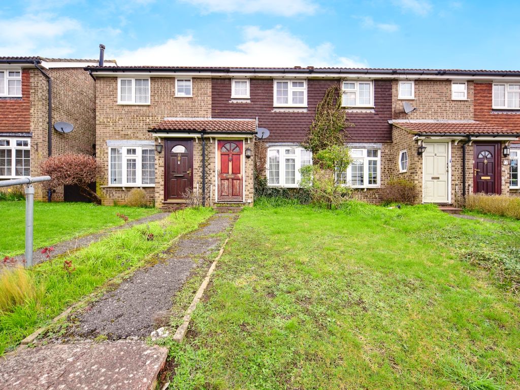 2 bed terraced house for sale in Tonbridge Road, Maidstone, Kent ME16