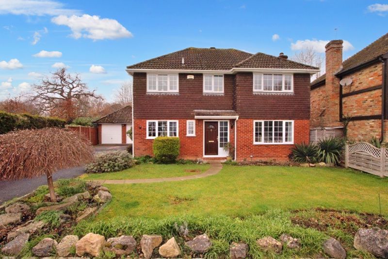 4 bed detached house for sale in Pettys Brook Road, Chineham