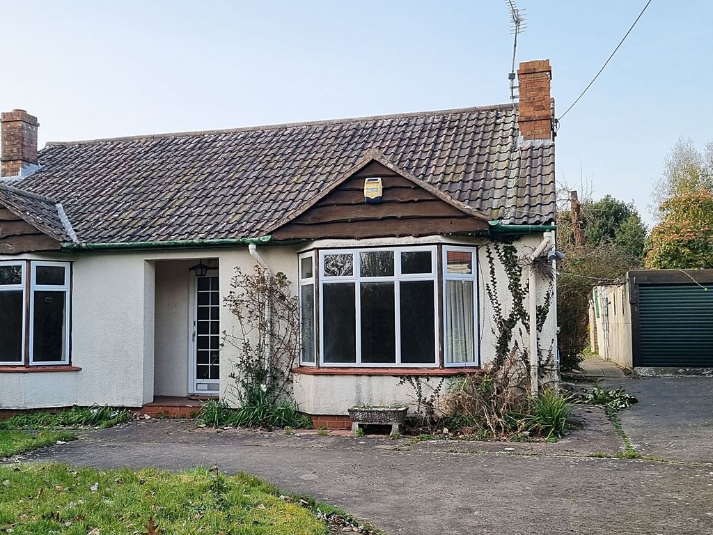 2 bed bungalow for sale in Greenways, Vicarage Lane, Olveston, Bristol